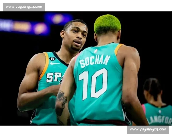 绿军主场迎战马刺 双核对决检验攻防体系成色之夜关键时刻走势前瞻